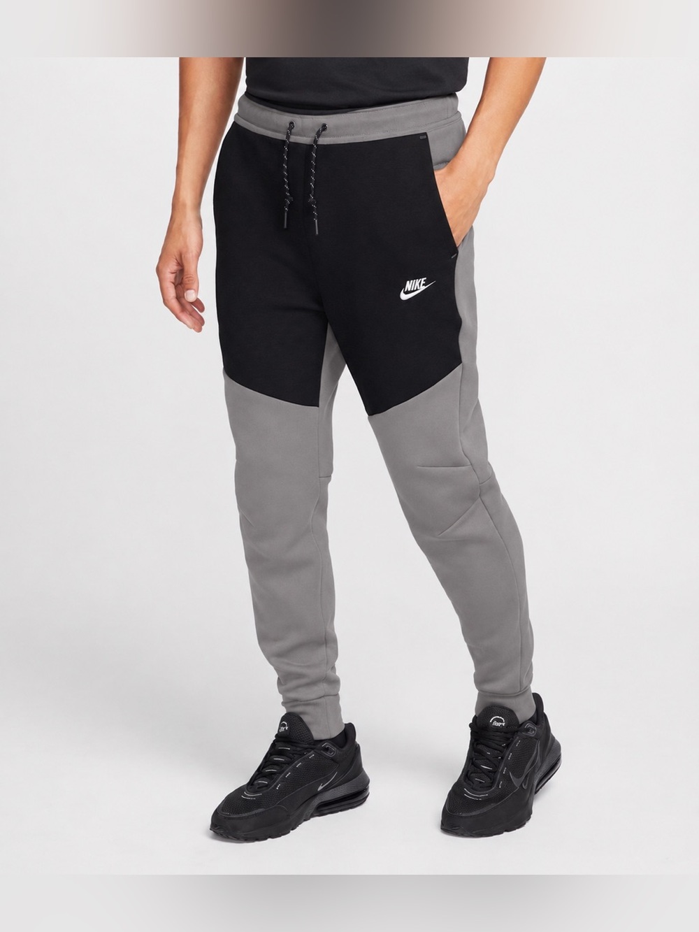 Nike Men’s Black/Grey Colorway Tech Fleece Jogger Pants Sz XS Streetwear